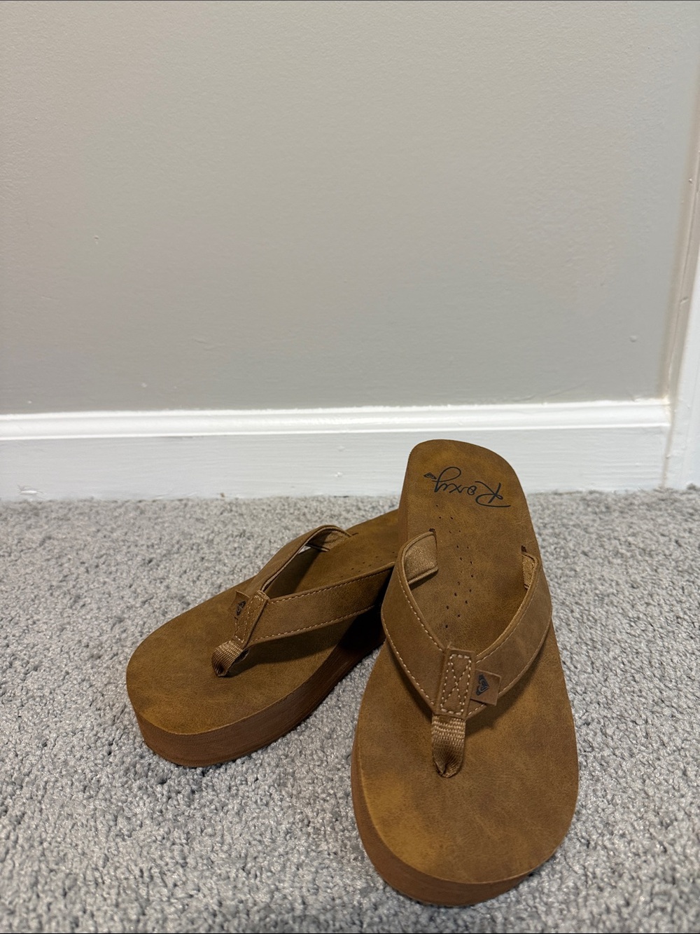 Roxy Brown Platform Sandals